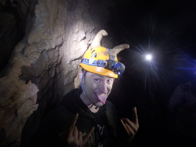  Adventure inside the For de Bor cave 