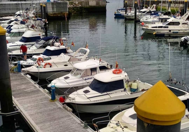 En el puerto de Llanes