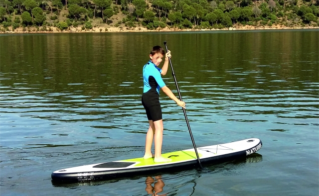 Disfruta de las aguas tranquilas del pantano