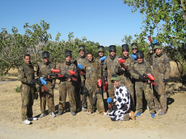  Group and cow friend 