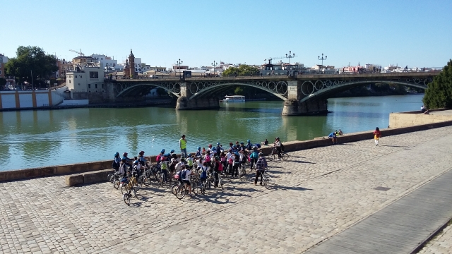 Paseo por el rio