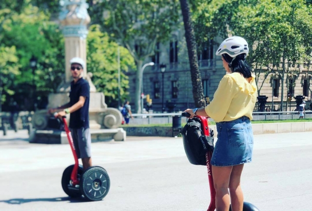  Mit einem Segway durch die Stadt fahren 