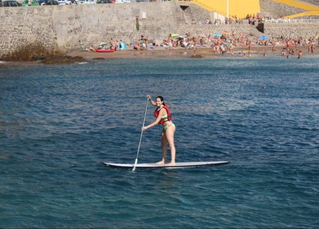  Paddle surf devant les Canaries plage 