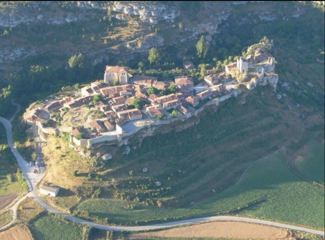  Calatañazor from the balloon