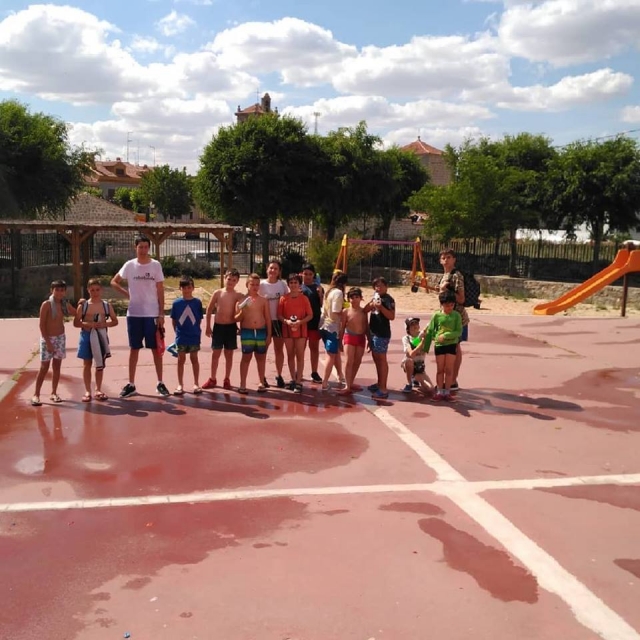  与 roboticole 一起进行夏季活动 