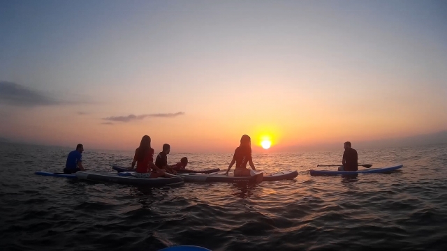 Amanecer en paddle surf