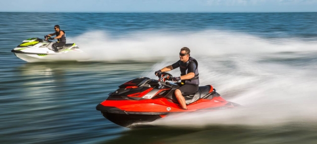 Velocidad en el mar con las motos de agua