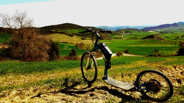 Bici y patinete en uno