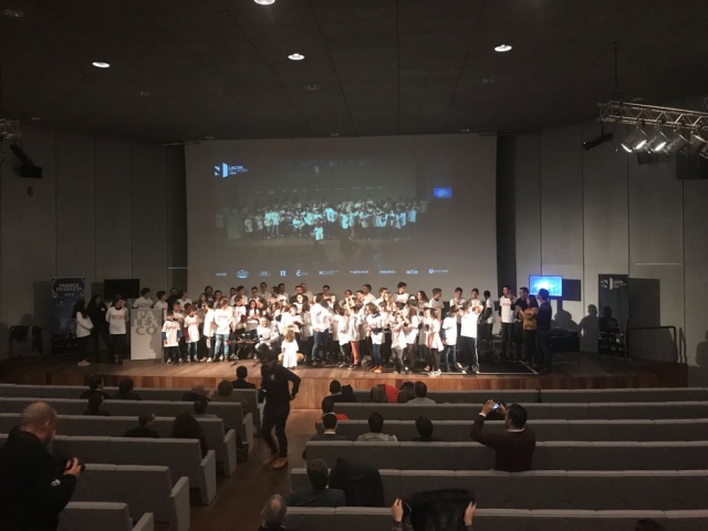 Todos en el escenario 