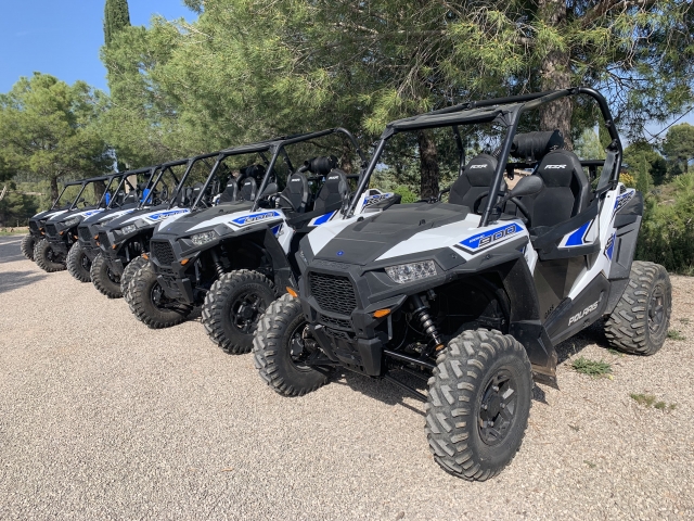 Buggies Polaris RZR 900