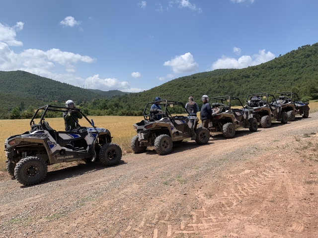 Conociendo los parajes de Castellfollit Del Boix en buggy