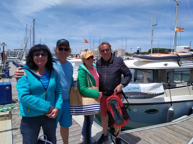  Vor dem Aussteigen im Hafen von Cádiz 