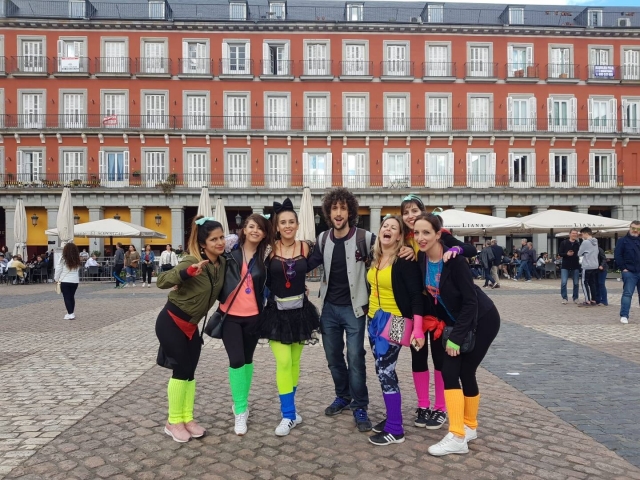  Farewell in the Plaza Mayor 