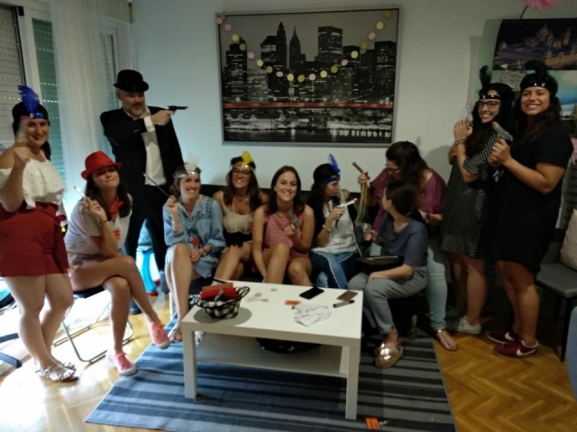  Costumed 