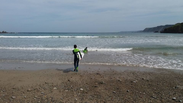  我们的冲浪学生 