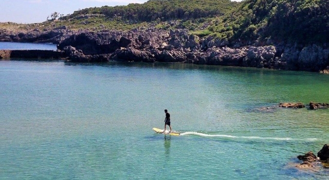 Ruta en tabla surf eléctrica Benalmádena