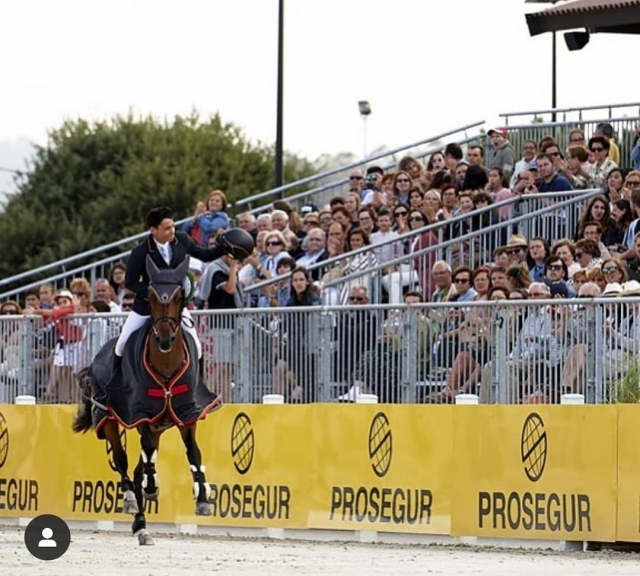  In prima posizione a cavallo a La Coruña 