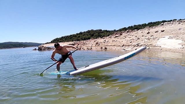  Complete control of the board in the waters of Madrid 
