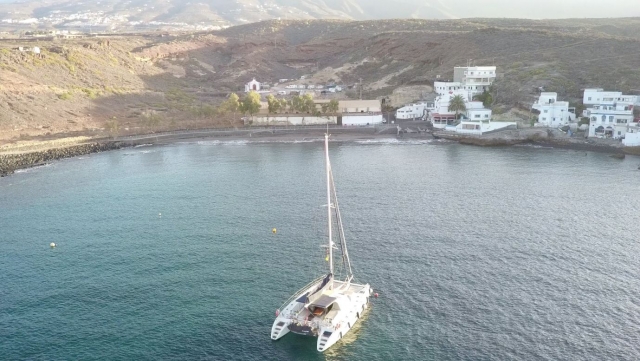 Travesía en Catamarán en la costa de Adeje