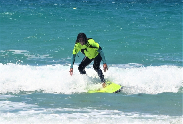 Fangen Sie Ihre erste Welle in Tarifa 