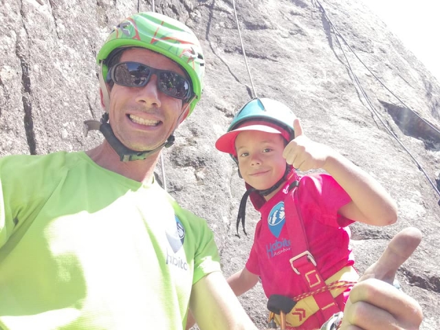 Escalada con niña en El Berrueco