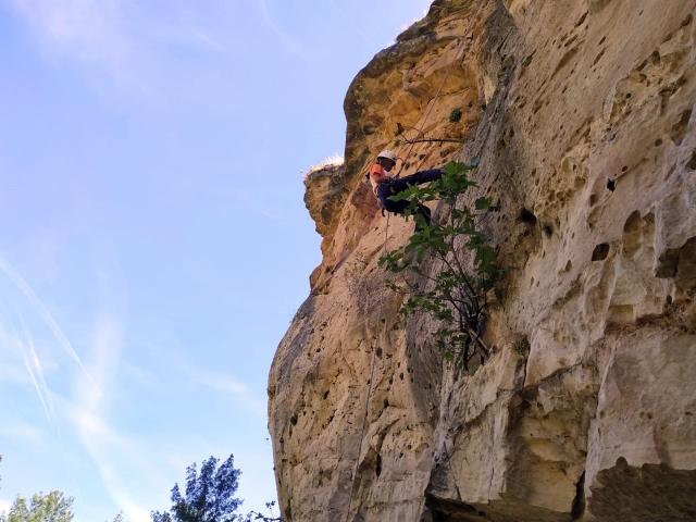 Descenso por roca 