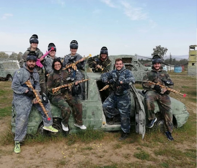  Players with the paintball markers 