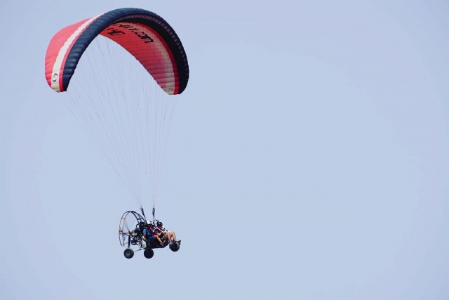 e-19753619-vuelo-en-paramotor-en-almeria15695811125183.jpg