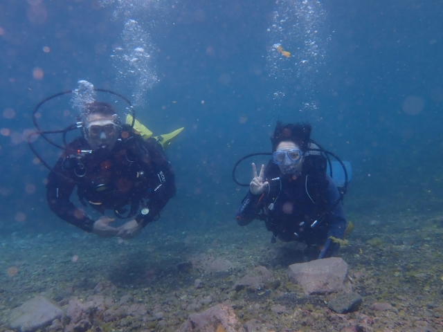  Sventolare sul fondale marino 