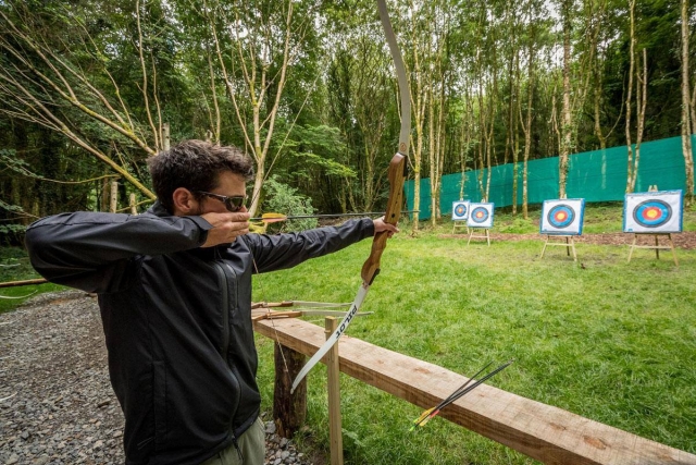  用箭头瞄准目标 