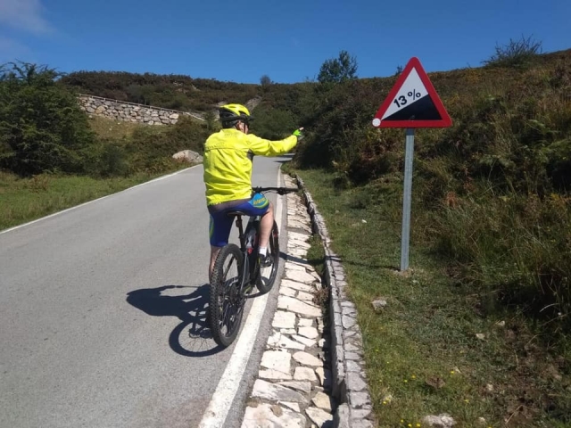  Segnalare le irregolarità della strada