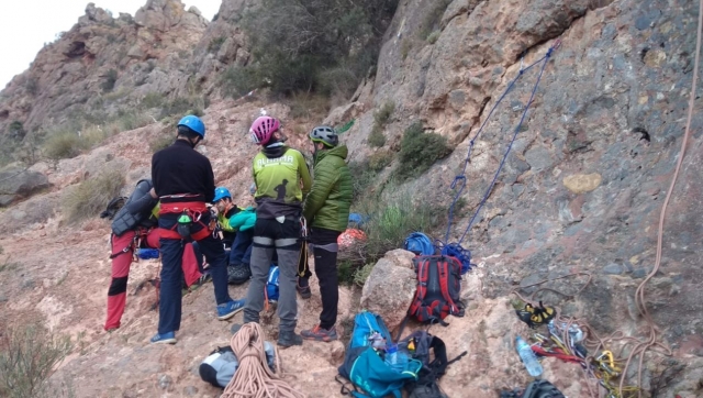  Analisando a parede para escalar