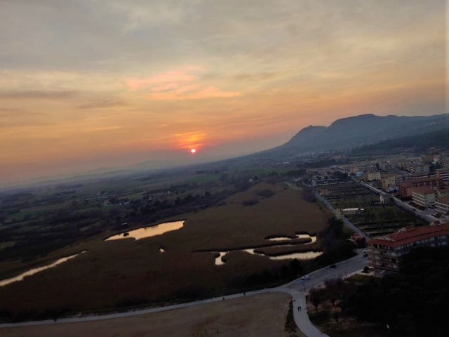  Beeindruckender Sonnenuntergang aus dem Helikopter 