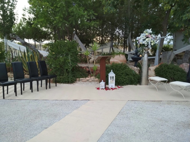  Prêt pour la célébration religieuse 