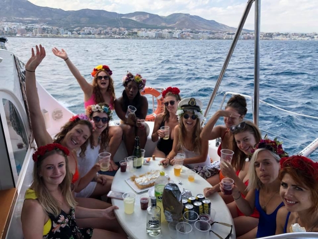 Celebrando la despedida de soltero en la Costa del Sol