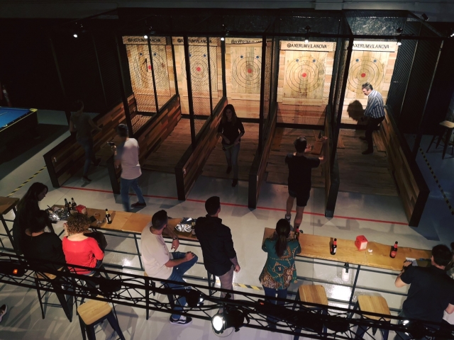  Verschiedene Straßen zum Axtwerfen 