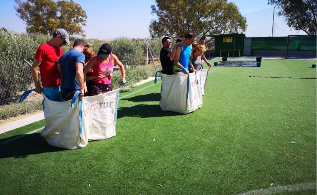  Players inside the bags for the race 
