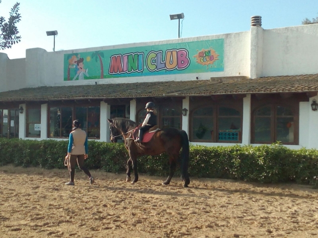  Horseback riding in El Perellonet