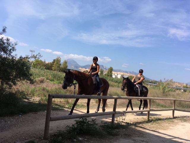  Passeio a cavalo pela Serra Helada 