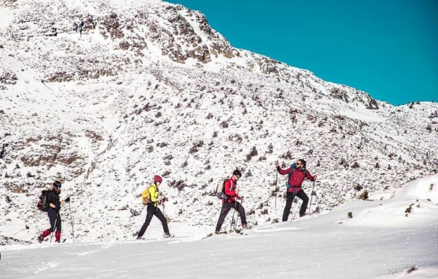  Guided route with snowshoes 