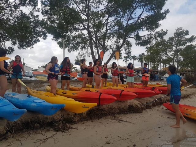 Clase de kayaking en Alcúdia