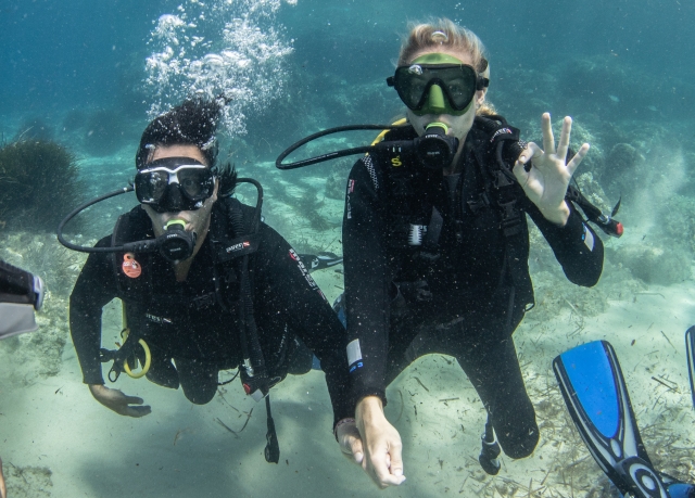 Buceo con amigos