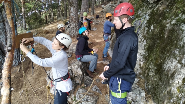 En el curso de escalada