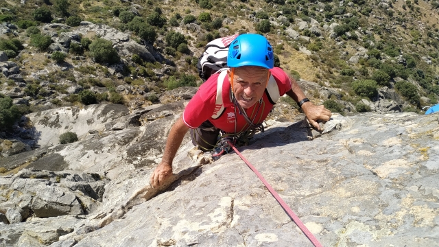 Escalando en la sierra de Madrid