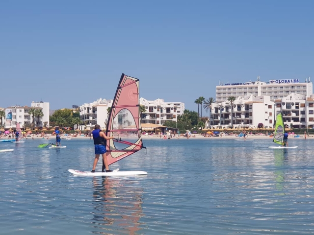 Clase de windsurf en Mallorca