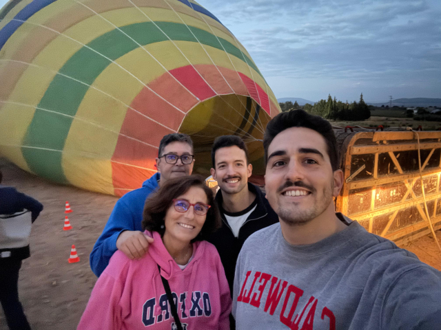 Opinión de Héctor sobre Vuelo en globo Valle Torcal+ desayuno 1:30h adulto