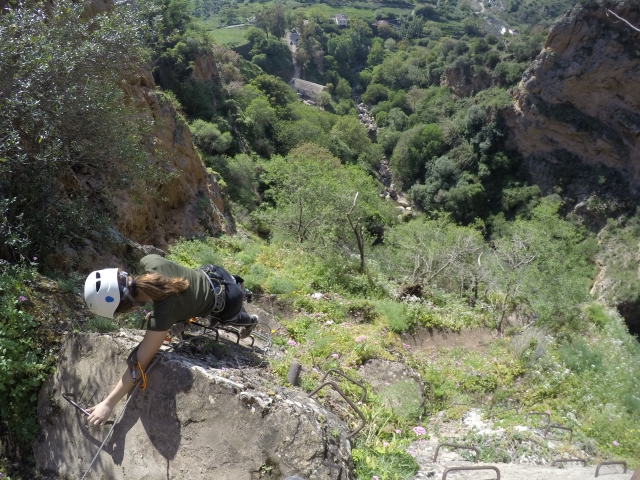 Ascendiendo la vía ferramarra en la despedida de soltera