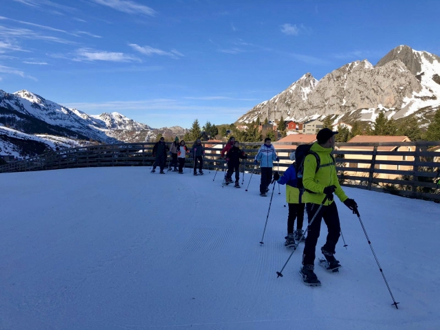  Snowshoe route through the Pyrenees 