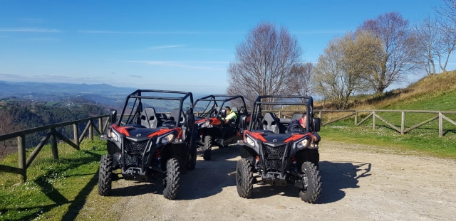  Arrêt avec les buggies au belvédère 