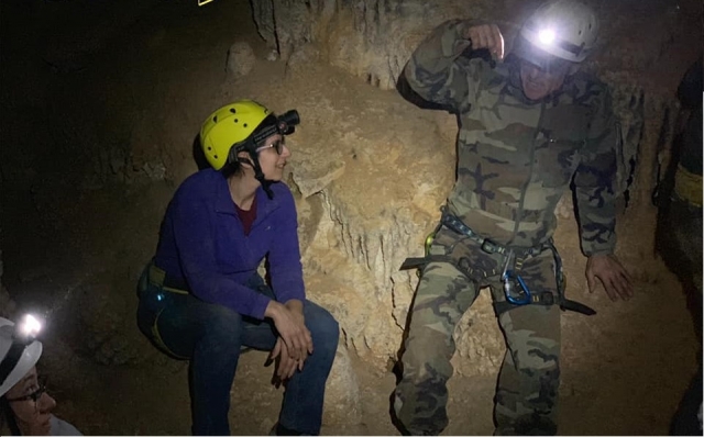 Espeleología en la Sima de la Plata